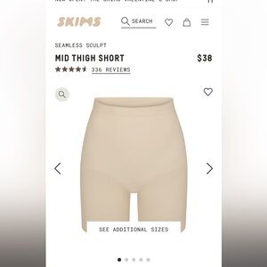SKIMS SEAMLESS SCULPT MID THIGH SHORT